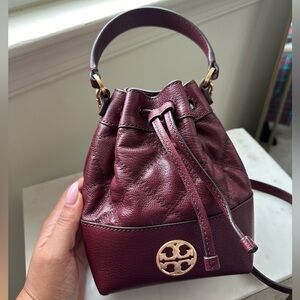 Tory Burch Willa Mini Bucket bag